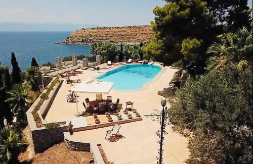 Agii Anargiri Villa | Pyrgi Spetses