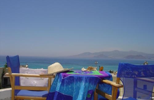 Agios Prokopios Apartment | Pyrgos Beach