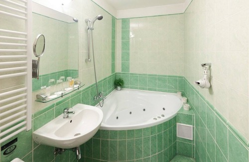 Liberec Hotel | Pytloun Self Check-in Hotel Liberec
