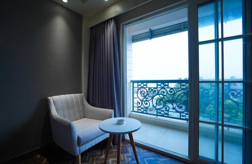 Puri Hotel | Q SAINA AAROKAN HEIGHTS