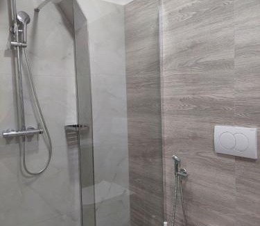 Qeparo House | Qeparo Antonio Rooms
