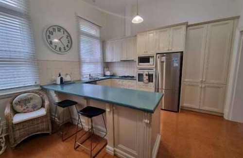 Queenscliff House | QPO QUEENSCLIFF