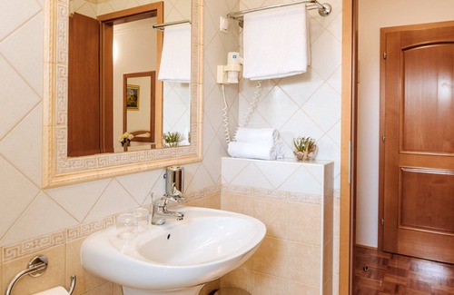Zrece House | Quadruple Room with Balcony 106