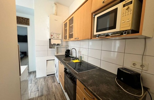 Simmering Apartment | Quaint 1BR in Simmering -Well-suited for Longstays