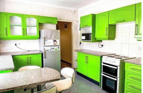 Gweru Cabin | Quaint cabin with WiFi in charming Gweru