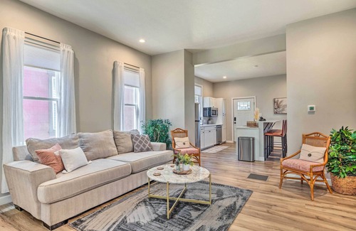 Near Eastside House | Quaint + Cozy Indianapolis Getaway w/Yard!