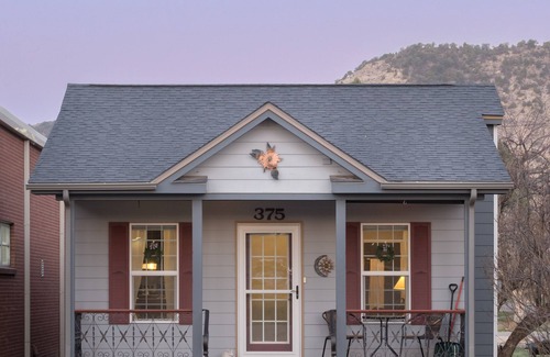 Meeker House | Quaint Downtown Charmer in Heart of Meeker, CO