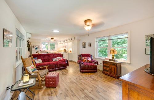 Elysburg House | Quaint Elysburg Cottage Walk to Knoebels Resort!