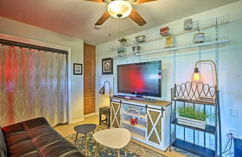 Garden City Apartment | Quaint Garden City Studio with Hot Tub Pets Welcome