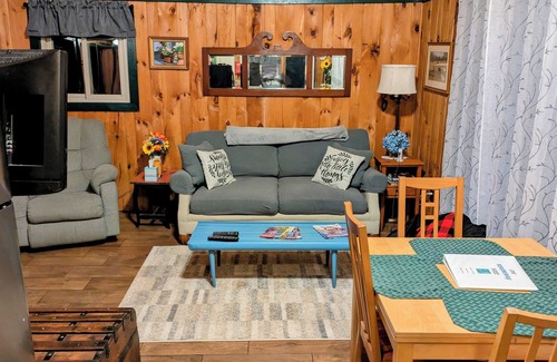 East Wakefield Cabin | Quaint lake cottage where you can enjoy the peace and serenity of nature living.