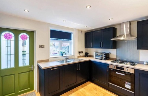 Barton-upon-Humber House | Quaint listed home in Barton