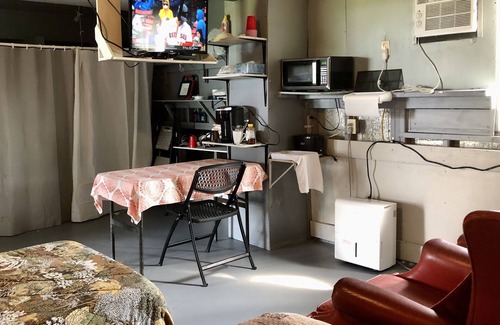 Grand Chenier Apartment | Quaint, peaceful apt near Rockefeller Refuge/Mermentau river Grand Chenier, LA