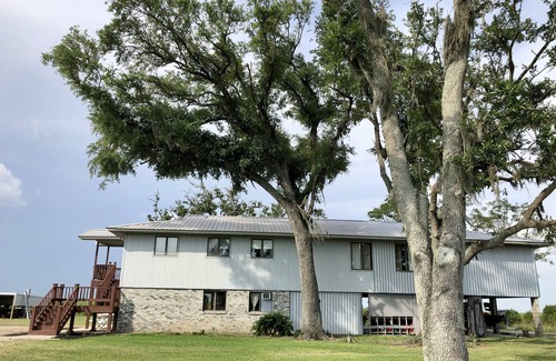 Grand Chenier Apartment | Quaint, peaceful apt near Rockefeller Refuge/Mermentau river Grand Chenier, LA