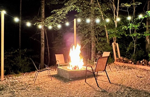 Stanton House | Quaint School Bus with AC near Red River Gorge
