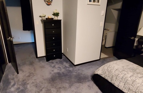 Regional District of Nanaimo Bed & Breakfast | Quaint Tudor Retreat - pet friendly, ocean view, minutes from beach