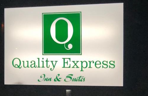 Mineralwells Hotel | Quality Express Inn & Suites