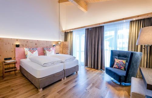 Sankt Anton am Arlberg Hotel | "Quality Hosts Arlberg" Hotel zur Pfeffermühle