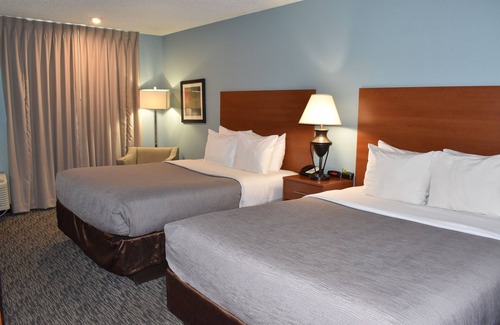West Colorado Springs Hotel | Quality Inn and Suites Garden of the Gods