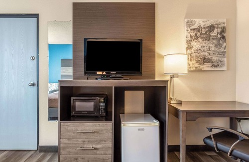 Branson Theater District Hotel | Quality Inn Branson On the Strip