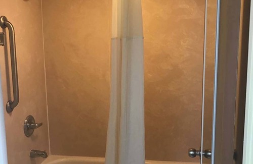 Byron Hotel | Quality Inn Byron