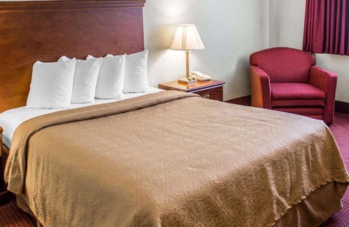 Franklin Hotel | Quality Inn & Conference Center Franklin Downtown