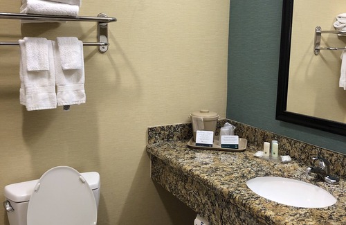 Burnside Hotel | Quality Inn Donaldsonville - Gonzales