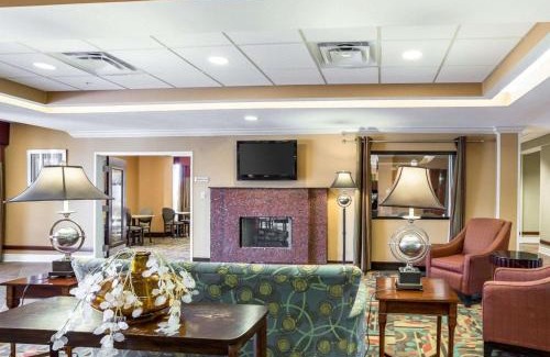 Burnside Hotel | Quality Inn Donaldsonville - Gonzales