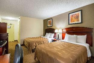 Kingmont Hotel | Quality Inn Fairmont