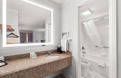 Forrest City Hotel | Quality Inn Forrest City I-40