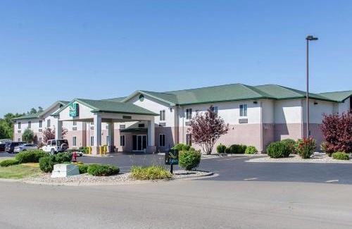 Junction City Hotel | Quality Inn Junction City near Fort Riley