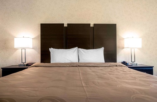 Monee Hotel | Quality Inn Monee I-57