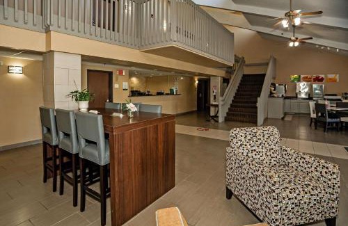 Rochester Hotel | Quality Inn near Medical Center