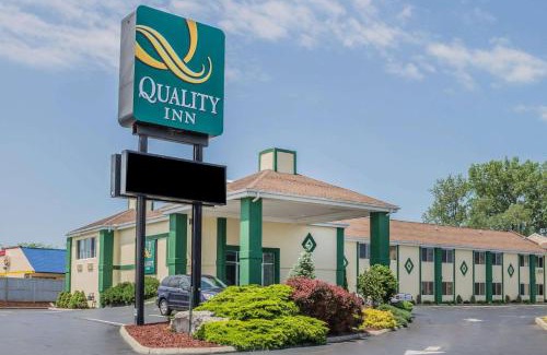 Port Clinton Hotel | Quality Inn Port Clinton Waterfront