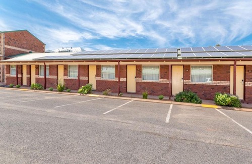 Kalgoorlie Hotel | Quality Inn Railway Motel