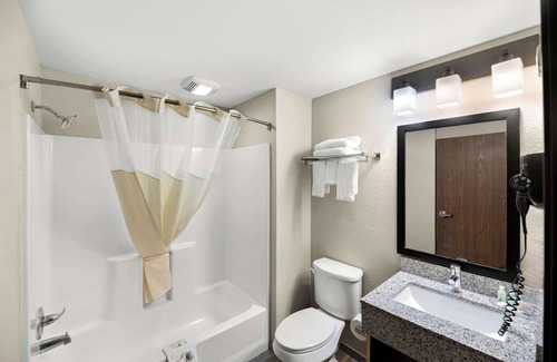Big Spring Hotel | Quality Inn & Suites Big Spring