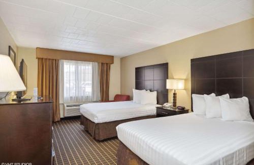 Star City Hotel | Quality Inn & Suites Morgantown - University Area
