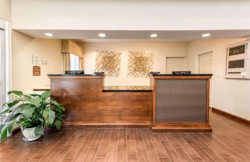 Fort Collins Hotel | Quality Inn & Suites University Fort Collins