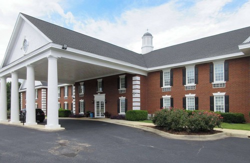 Edgefield Hotel | Quality Inn & Suites