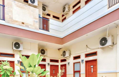 Tasikmalaya Hotel | Quantum Guesthouse Tasikmalaya Mitra RedDoorz