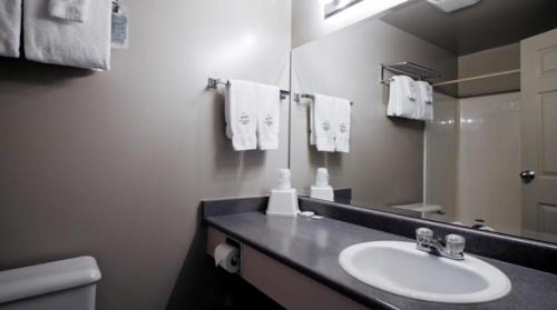 Port Hardy Hotel | Quarterdeck Inn Port Hardy