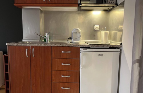 Leon Apartment | Quarterly stays from 850 euros/month/1 person. All inclusive. See conditions
