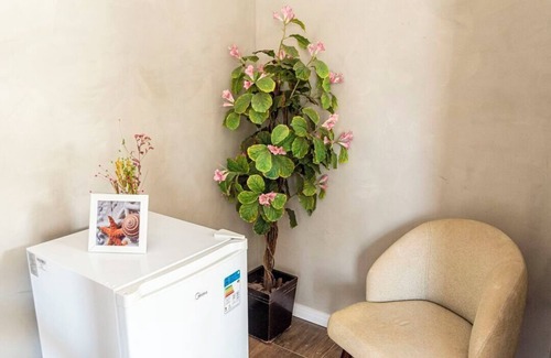 Jardim Virginia Apartment | Quarto de Pousada a 100 metros da Praia da Enseada