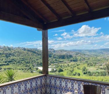 Guimaraes Bed & Breakfast | quarto familiar zona guimaraes