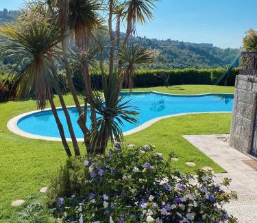 Guimaraes Bed & Breakfast | quarto familiar zona guimaraes