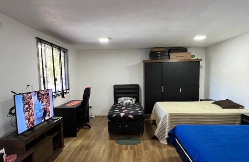 Lavras Novas House | Quarto Grande em Saramenha
