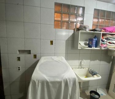 Itacorubi House | Quarto Suíte Privada Em Florianópolis