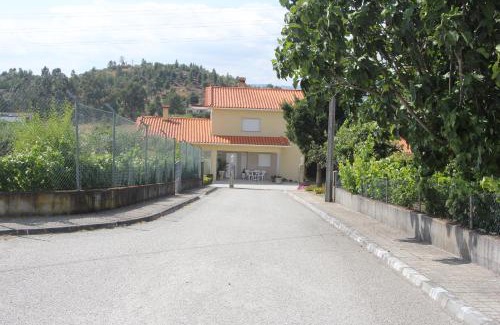 Celorico da Beira Bed & Breakfast | Quartos em vivenda serra da Estrela