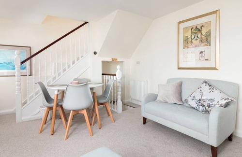 Port Saint Mary Cottage | Quay Cottage - a holiday cottage that sleeps 4 guests in 2 bedrooms
