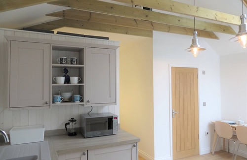 Charlestown Cottage | Quay Courtyard, cottage on Quay Road, alongside Charlestown Harbour.