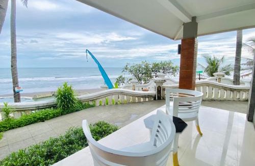 Parangtritis Resort | Queen of the South Beach Resort